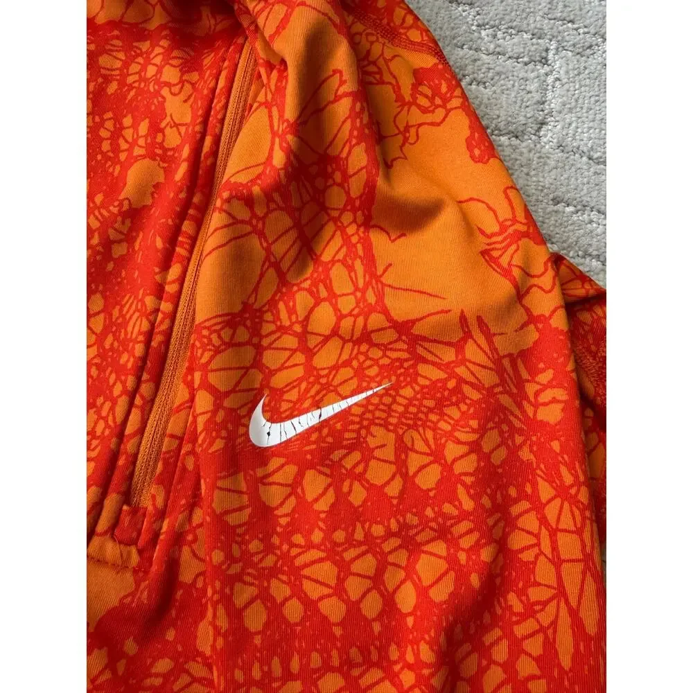 Woman's Nike Pro Hyperwarm Fitted 1/2 Zip Printed Top Womens Dri Fit